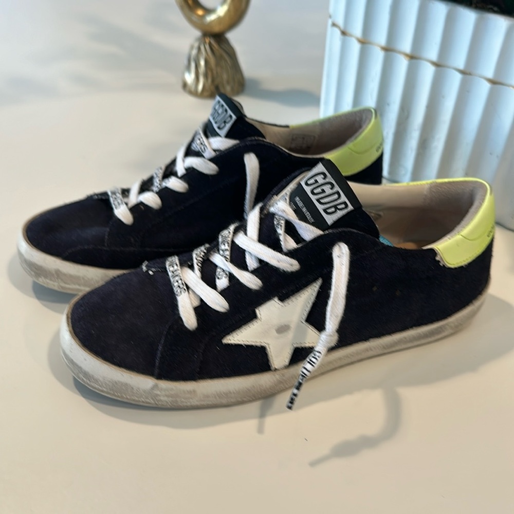 Golden Goose Kids Sneakers in Black and Yellow